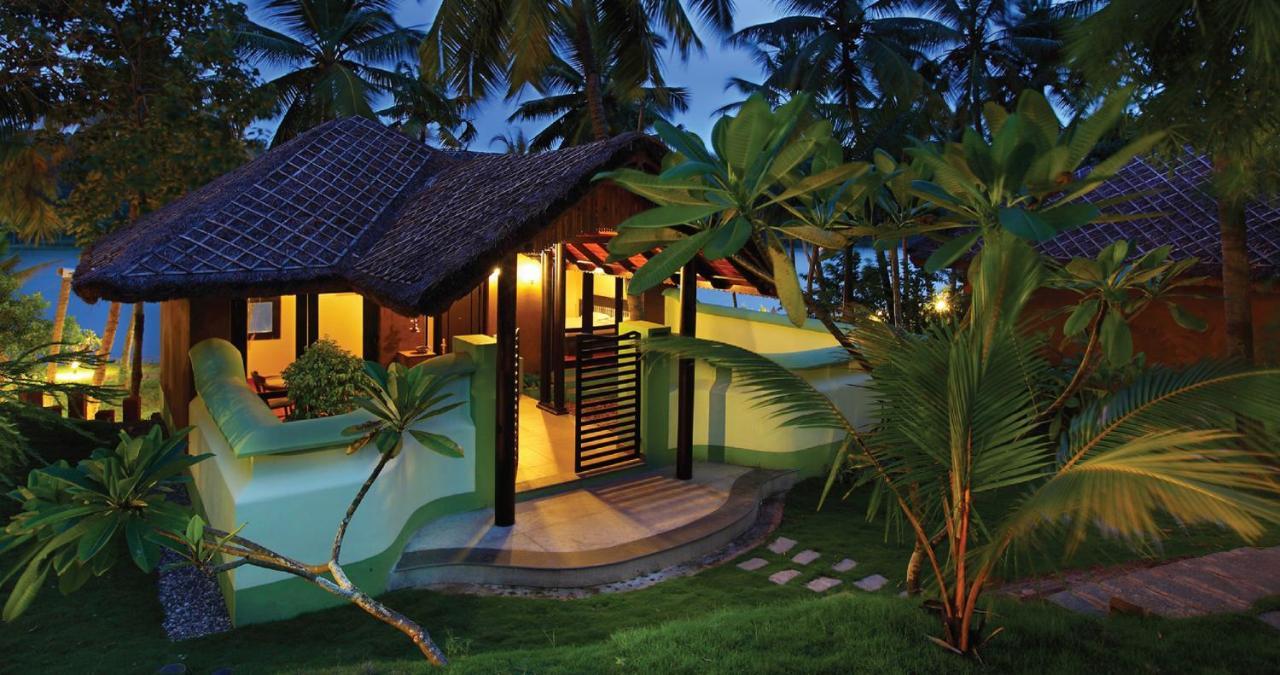 Fragrant Nature Backwater Resort & Ayurveda Spa Коллам Экстерьер фото