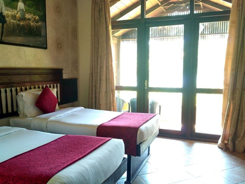Fragrant Nature Backwater Resort & Ayurveda Spa Коллам Экстерьер фото